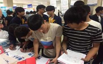 学生顶岗实习报告总结参考6篇