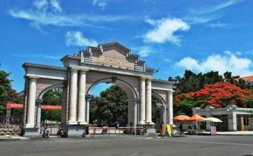 高校领导述职报告范文6篇