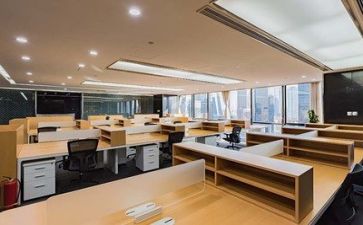 公司半年工作总结报告5篇