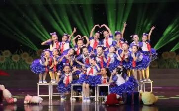 迎元旦文艺汇演活动方案模板8篇