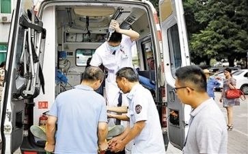 优秀护士的事迹参考8篇
