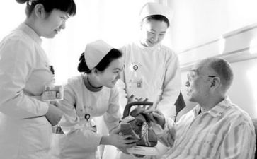 优秀护士写主要事迹精选8篇