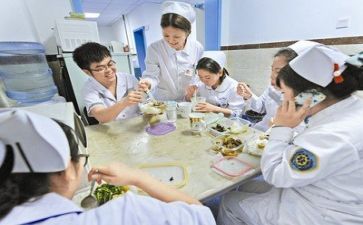 穿护士服的心得体会优秀5篇
