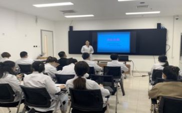 2023年优秀教师的事迹参考6篇