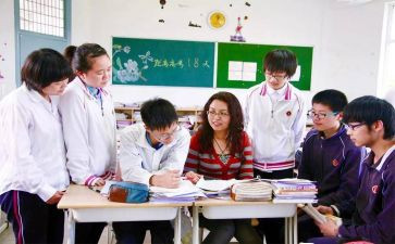 小学优秀年级组长述职报告8篇