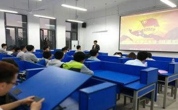 大学生社团学期总结8篇