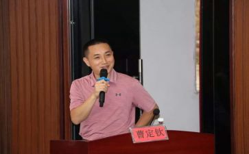 新任小校长述职报告8篇