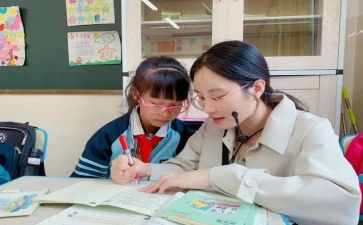 中二述职报告8篇