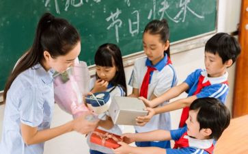 教师中二职称个人述职报告优质8篇