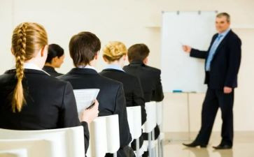 竞聘人力资源经理演讲稿5篇